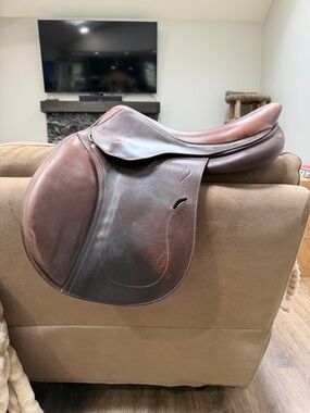 Antares Contact Saddle 2018 17.5” 2N flap